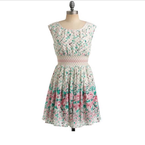 Modcloth Dresses & Skirts - Modcloth “Garden Gates” Darling Floral Dress